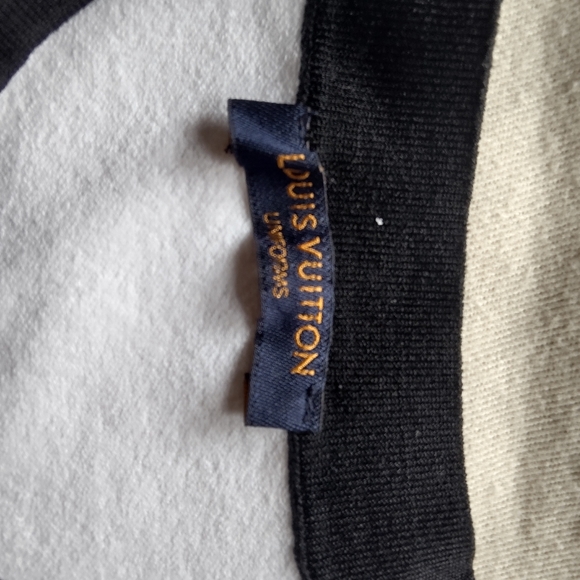 Louis Vuitton white&black sweater, small - Picture 3 of 3